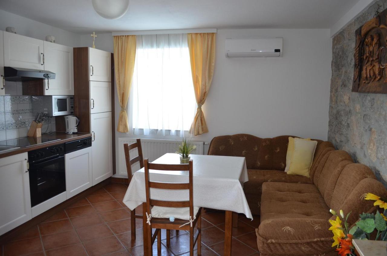 Villa Manuela Draga Bascanska Ngoại thất bức ảnh